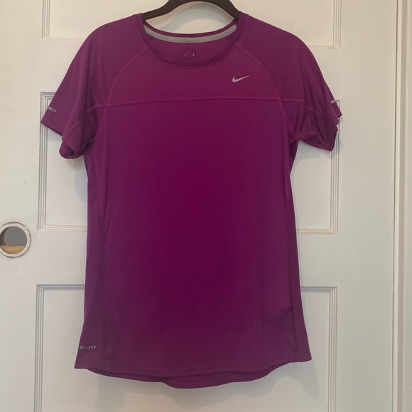 Nike Dri-Fit Miler Purple T-shirt - Picture 2 of 16